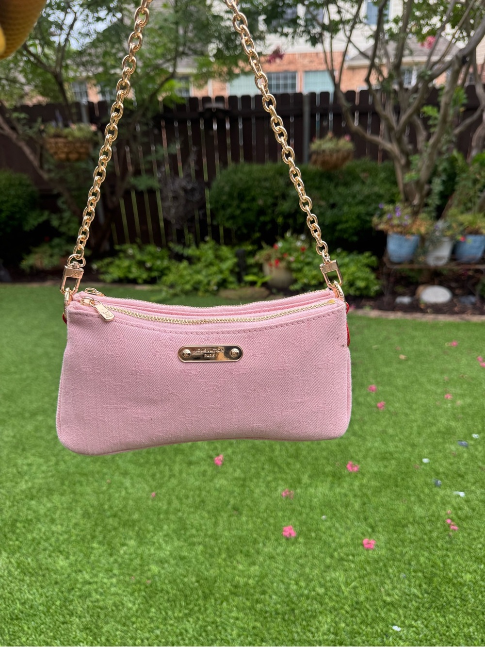 Pink Chain Strap Canvas Wristlet Shoulder Bag